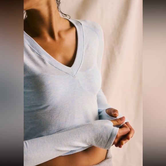 Free People, Too Good Long Sleeve. Color Blue Heather. - Picture 4 of 5